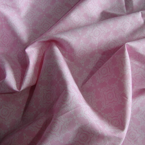 Ткань розовая вензель фото