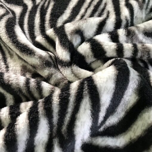 Ткань для пледов Зебра 180 см 2