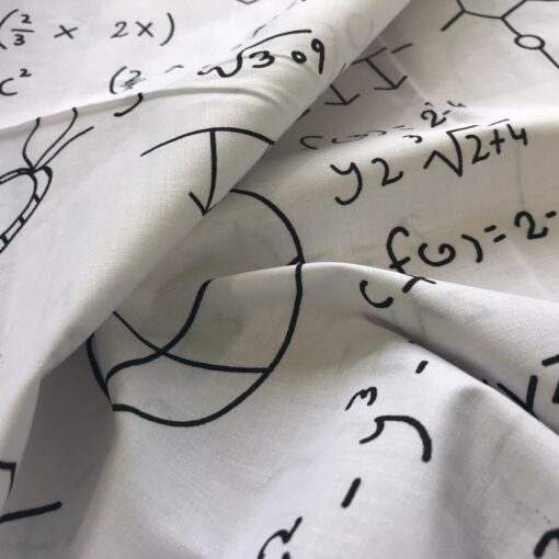 Ткань Формулы на белом ранфорс 220 см фото 2