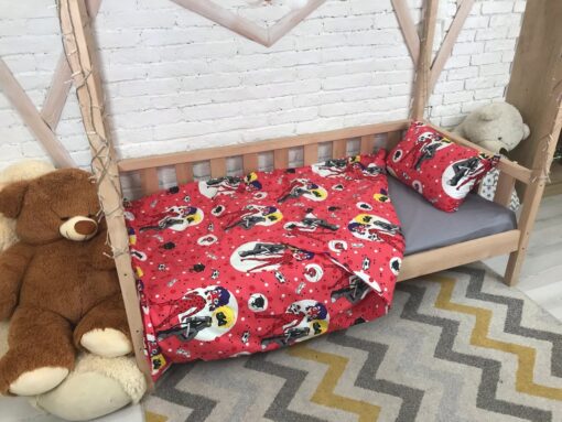 Постельное белье Lady bug (Леди баг) на красном фото