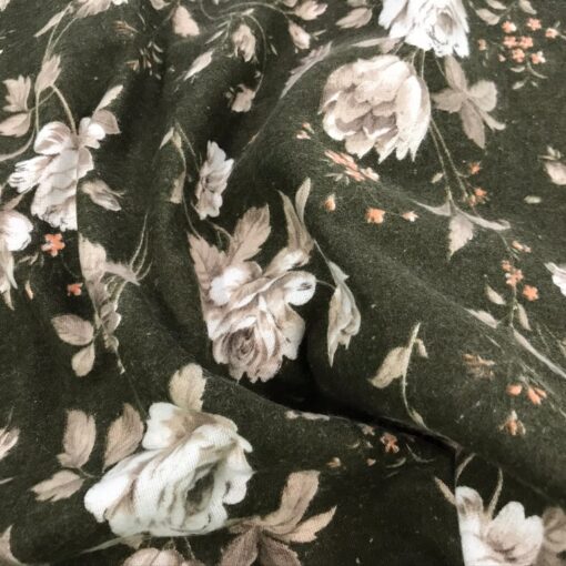 Постельное белье из фланели Розы на зелёном фото 2