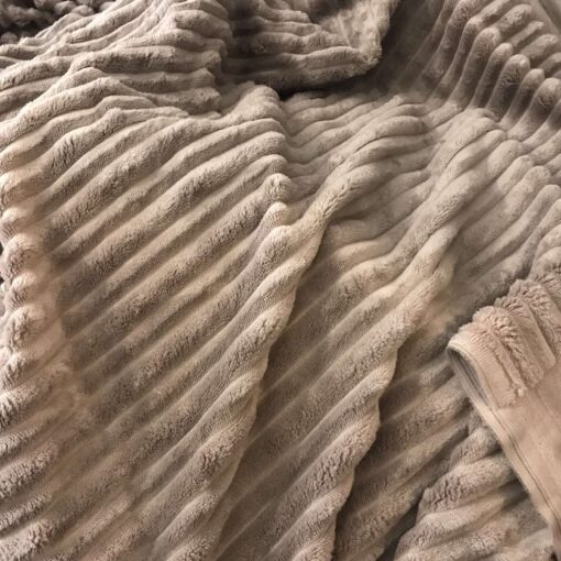 Плюшева форма Mahra Minky