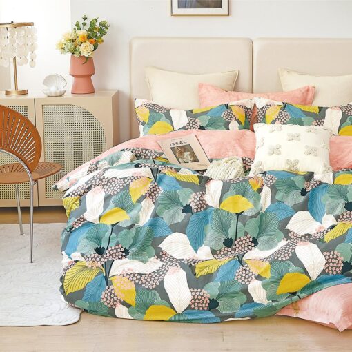 Сатин Тропики компаньон 240 см фото